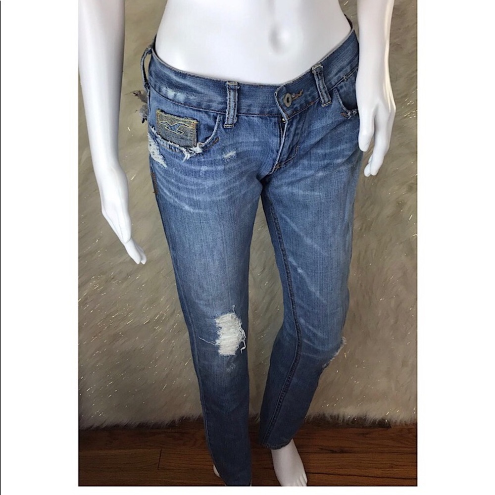 Hollister jeans size 3